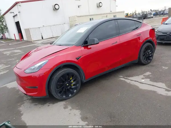7SAYGDEF7NF409191 2022 TESLA MODEL Y - Image 2