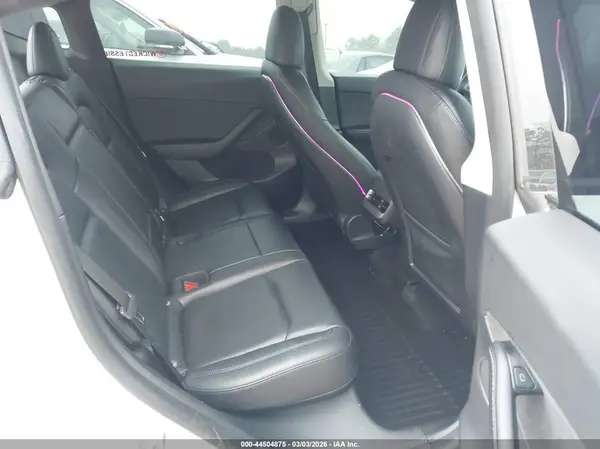 7SAYGDEF7NF452574 2022 TESLA MODEL Y - Image 8