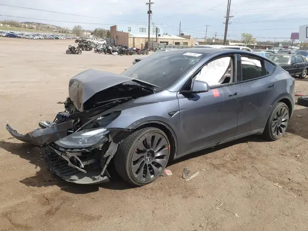 7SAYGDEF7NF456866 2022 TESLA MODEL Y - Image 1