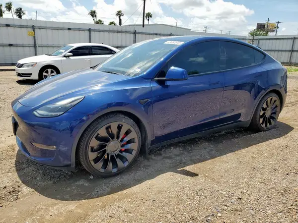 7SAYGDEF7NF463669 2022 TESLA MODEL Y - Image 1
