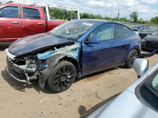 7SAYGDEF7NF464451 2022 TESLA MODEL Y - Image 1