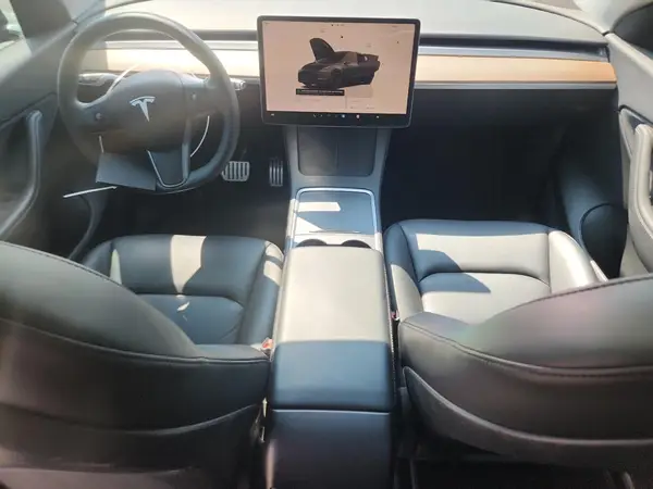 7SAYGDEF7NF469570 2022 TESLA MODEL Y - Image 8