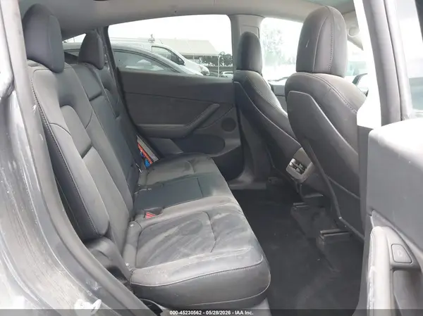 7SAYGDEF7NF486837 2022 TESLA MODEL Y - Image 8