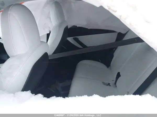 7SAYGDEF7NF490323 2022 TESLA MODEL Y - Image 8