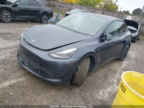 7SAYGDEF7NF506293 2022 TESLA MODEL Y - Image 2