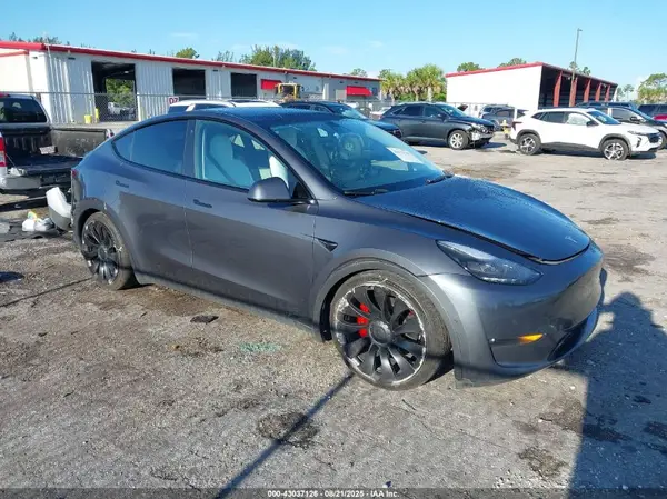 7SAYGDEF7NF510179 2022 TESLA MODEL Y - Image 1