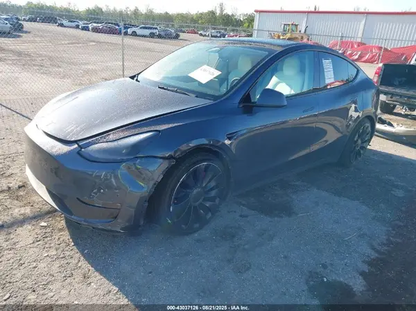 7SAYGDEF7NF510179 2022 TESLA MODEL Y - Image 2
