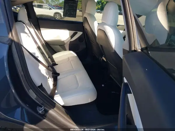 7SAYGDEF7NF510179 2022 TESLA MODEL Y - Image 8