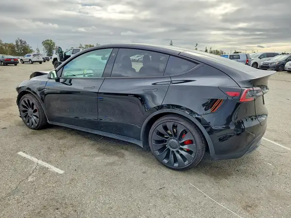 7SAYGDEF7NF520405 2022 TESLA MODEL Y - Image 2