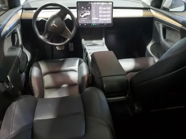 7SAYGDEF7NF520825 2022 TESLA MODEL Y - Image 8