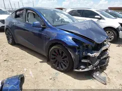 7SAYGDEF7NF529914 2022 TESLA MODEL Y