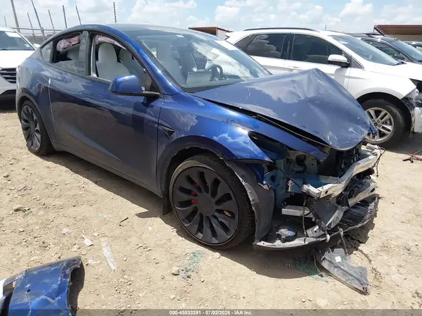 7SAYGDEF7NF529914 2022 TESLA MODEL Y - Image 1