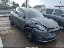 7SAYGDEF7NF535485 2022 TESLA MODEL Y