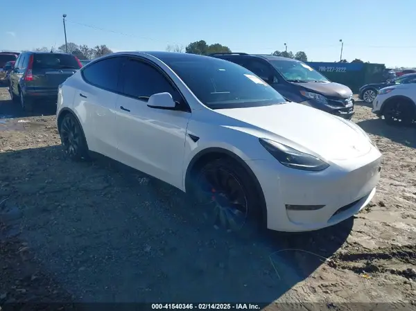 7SAYGDEF7NF537401 2022 TESLA MODEL Y - Image 1