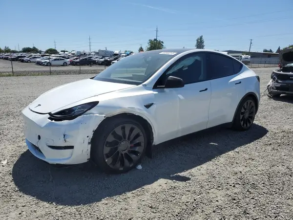 7SAYGDEF7NF539066 2022 TESLA MODEL Y - Image 1
