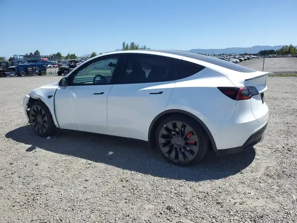 7SAYGDEF7NF539066 2022 TESLA MODEL Y - Image 2