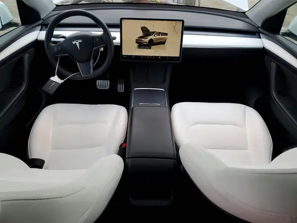 7SAYGDEF7NF553288 2022 TESLA MODEL Y - Image 8