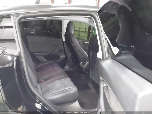 7SAYGDEF7NF553940 2022 TESLA MODEL Y - Image 8