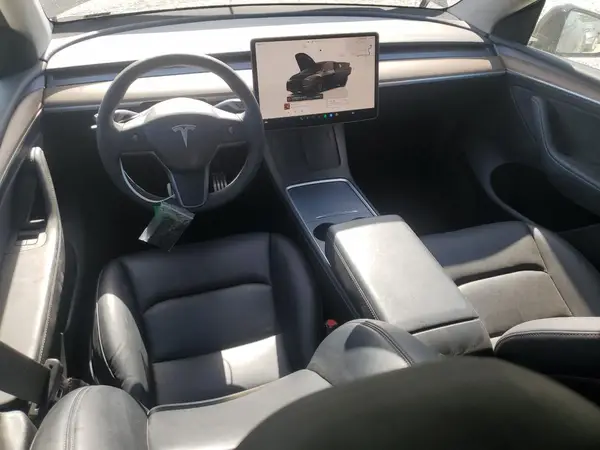 7SAYGDEF7NF557079 2022 TESLA MODEL Y - Image 8