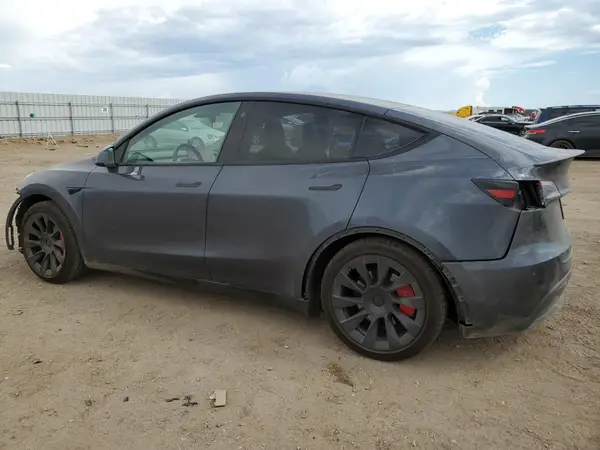 7SAYGDEF7PF597116 2023 TESLA MODEL Y - Image 2