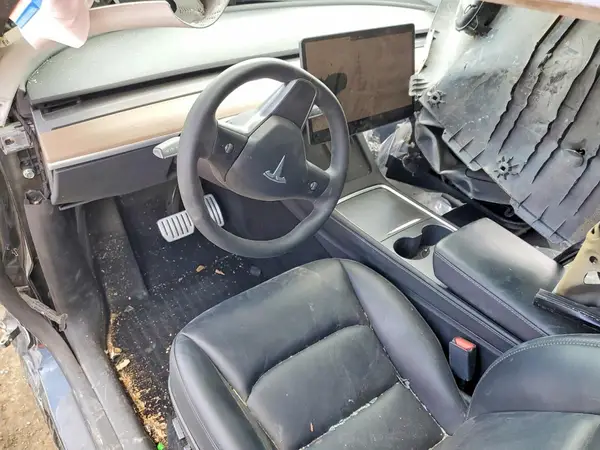7SAYGDEF7PF604890 2023 TESLA MODEL Y - Image 8