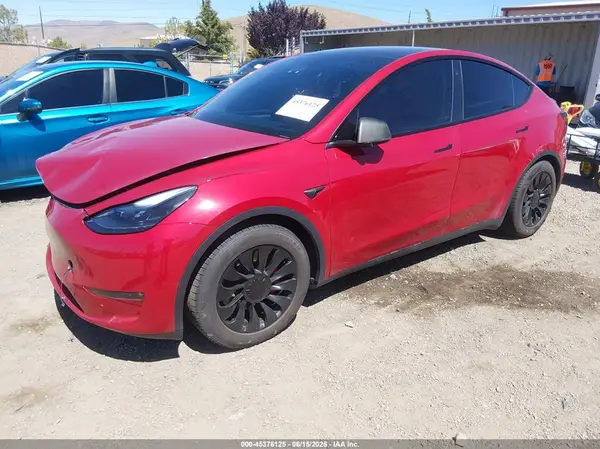 7SAYGDEF7PF632110 2023 TESLA MODEL Y - Image 2