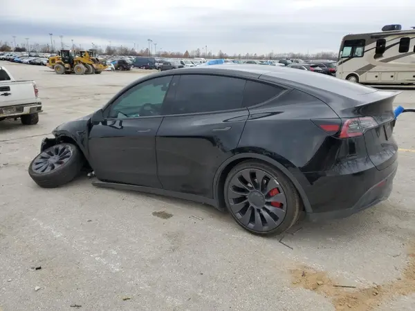 7SAYGDEF7PF660537 2023 TESLA MODEL Y - Image 2