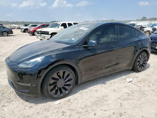 7SAYGDEF7PF675037 2023 TESLA MODEL Y - Image 1
