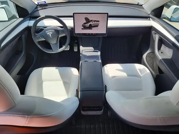 7SAYGDEF7PF694073 2023 TESLA MODEL Y - Image 8