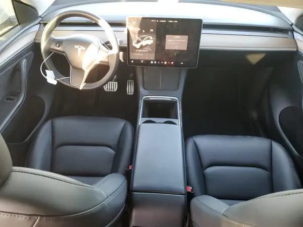 7SAYGDEF7PF738413 2023 TESLA MODEL Y - Image 8