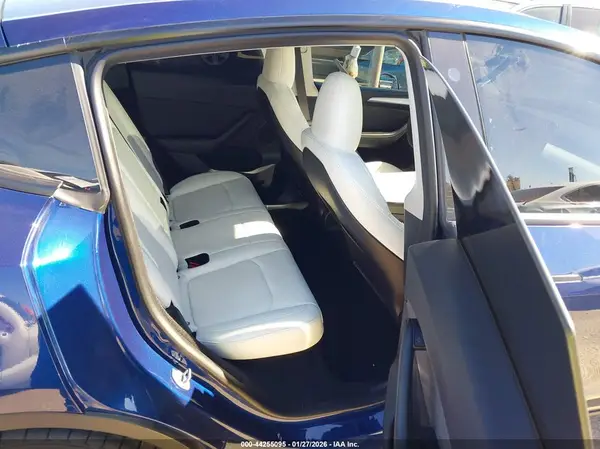 7SAYGDEF7PF743515 2023 TESLA MODEL Y - Image 8