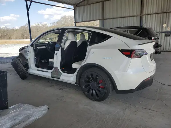 7SAYGDEF7PF753736 2023 TESLA MODEL Y - Image 2