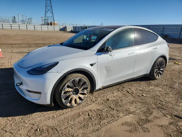 7SAYGDEF7PF776756 2023 TESLA MODEL Y - Image 1