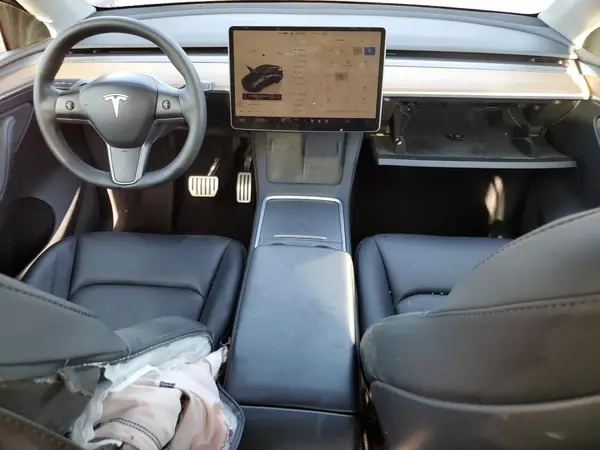 7SAYGDEF7PF779074 2023 TESLA MODEL Y - Image 8