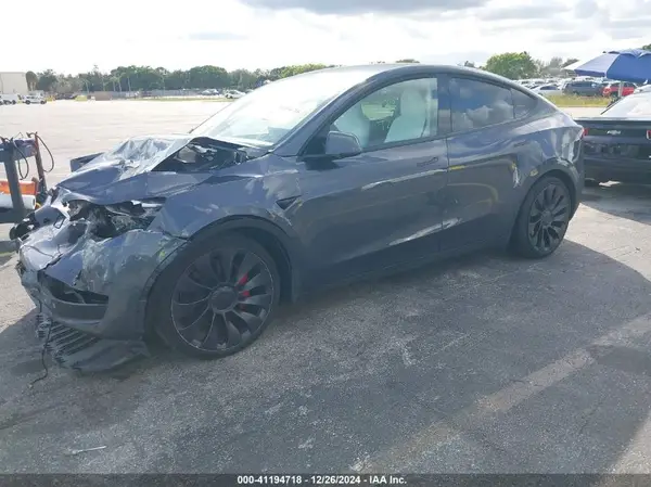 7SAYGDEF7PF806869 2023 TESLA MODEL Y - Image 2