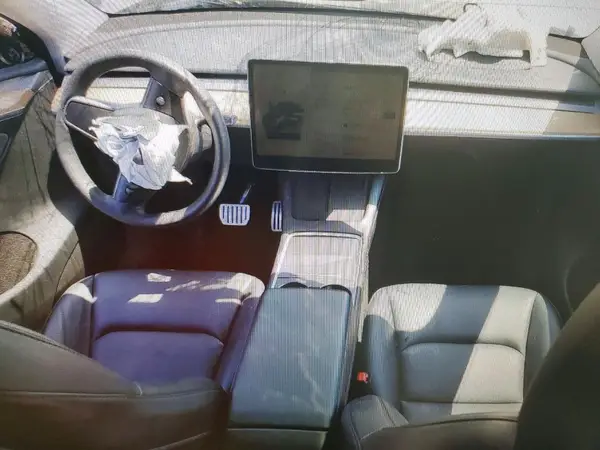7SAYGDEF7PF836731 2023 TESLA MODEL Y - Image 8