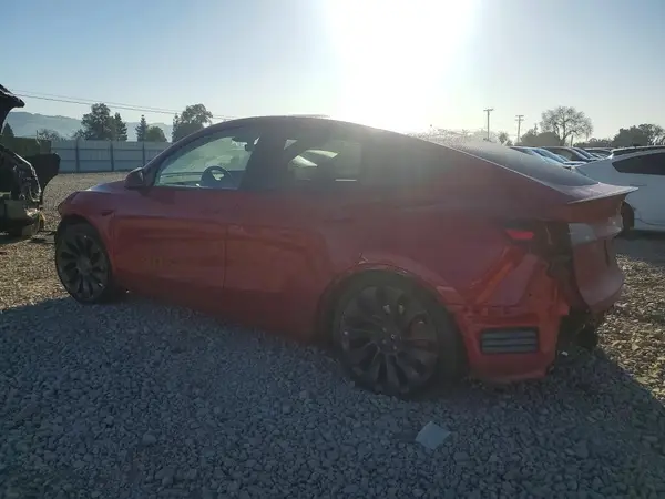 7SAYGDEF7PF838205 2023 TESLA MODEL Y - Image 2