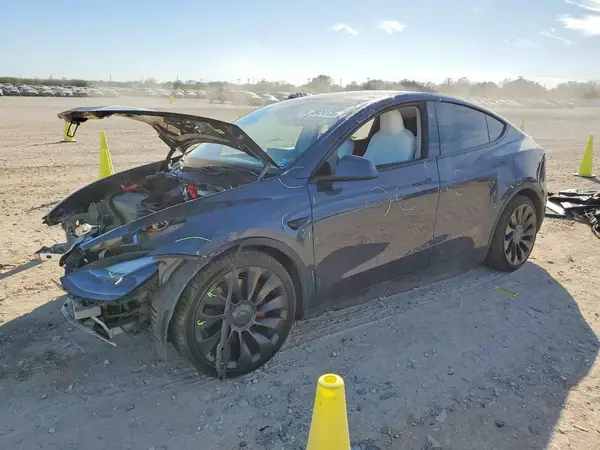 7SAYGDEF7PF846725 2023 TESLA MODEL Y - Image 1