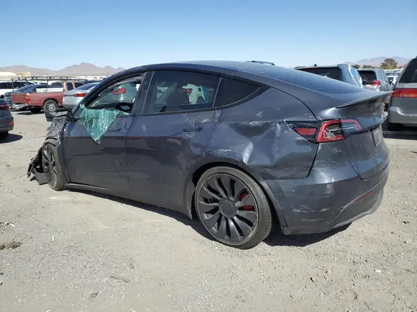 7SAYGDEF7PF857840 2023 TESLA MODEL Y - Image 2