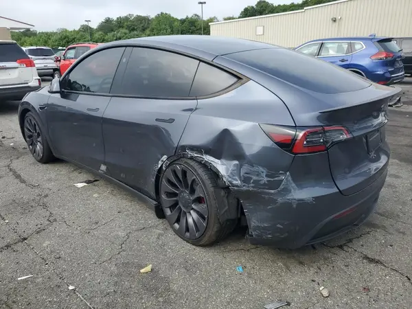 7SAYGDEF7PF860057 2023 TESLA MODEL Y - Image 2