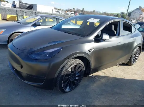 7SAYGDEF7PF873245 2023 TESLA MODEL Y - Image 2