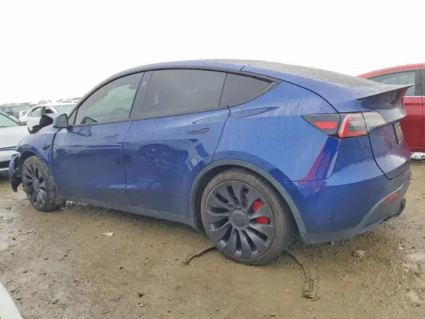 7SAYGDEF7PF876209 2023 TESLA MODEL Y - Image 2