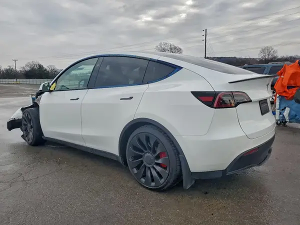 7SAYGDEF7PF888389 2023 TESLA MODEL Y - Image 2