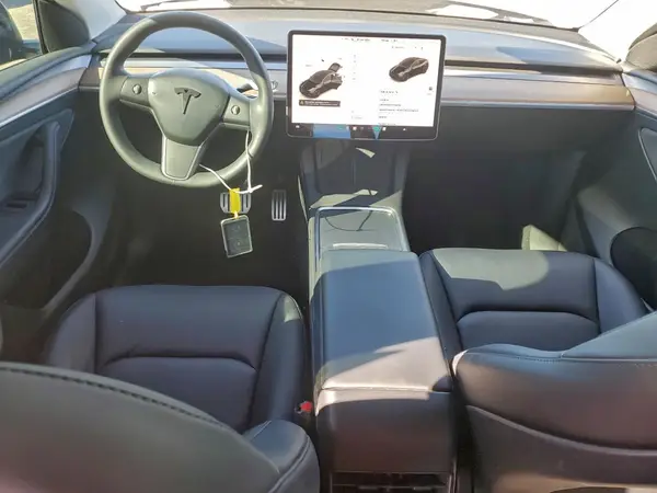 7SAYGDEF7PF888408 2023 TESLA MODEL Y - Image 8