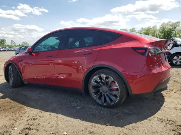 7SAYGDEF7PF905305 2023 TESLA MODEL Y - Image 2
