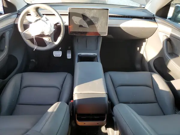 7SAYGDEF7RA287242 2024 TESLA MODEL Y - Image 8