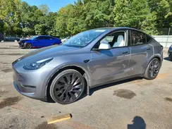 7SAYGDEF7RA288942 2024 TESLA MODEL Y