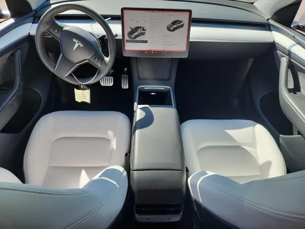 7SAYGDEF7RA288942 2024 TESLA MODEL Y - Image 8