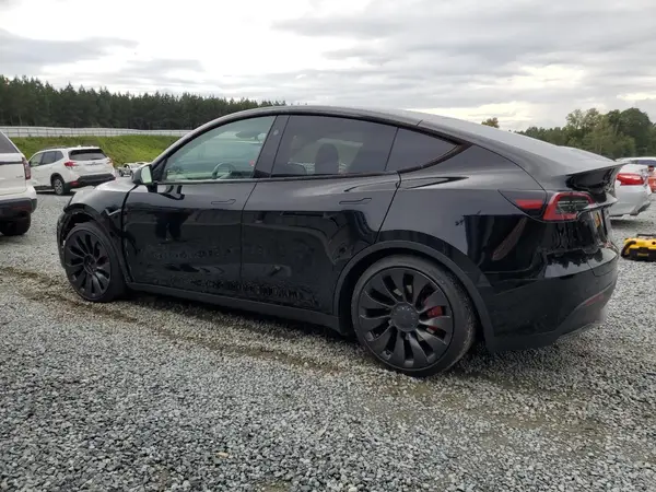 7SAYGDEF7RA307845 2024 TESLA MODEL Y - Image 2