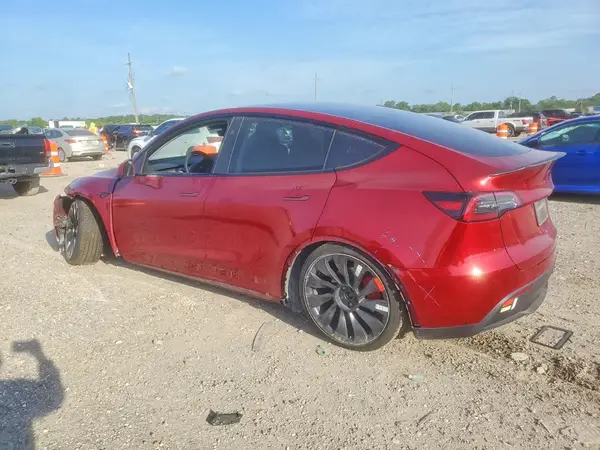 7SAYGDEF7RA313080 2024 TESLA MODEL Y - Image 2